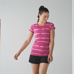 Lululemon Swiftly Tech Short Sleeve Crew Cranberry